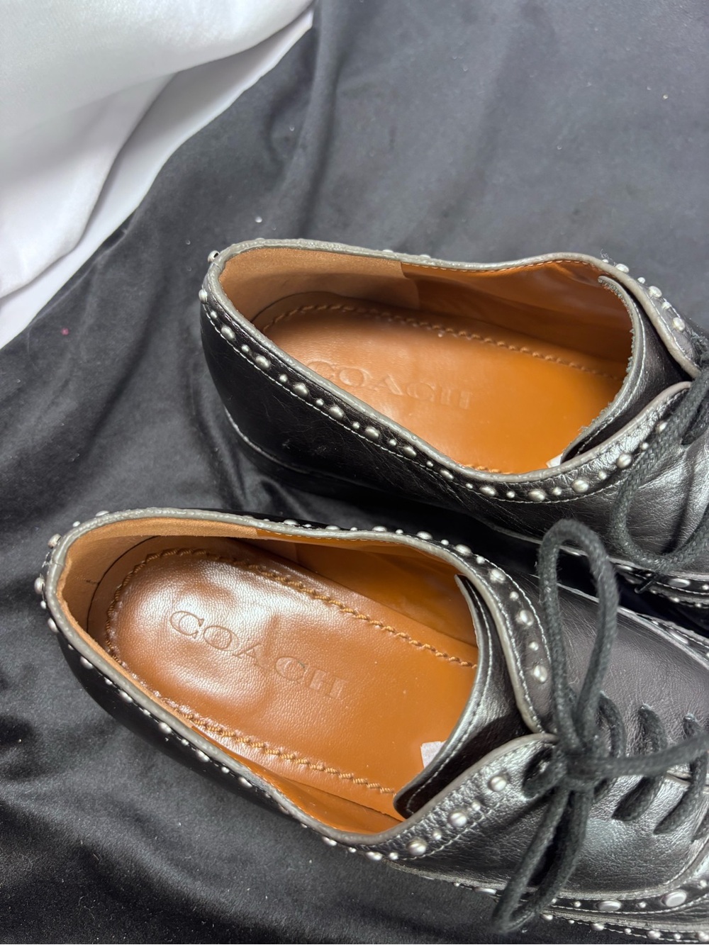 Coach Tegan Oxford Gunmetal Leather Tea Rose Silver Stud Lace Up Shoes W Sz 9 B - Picture 5 of 9